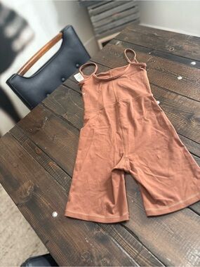 Wilfred Sleeveless One-Piece Romper in Rust